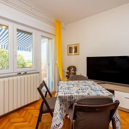 Traumhaftes Nur 150 Meter Zum Mit Meerblick, Liege, Grill, Hundefreundlich * דראמליי